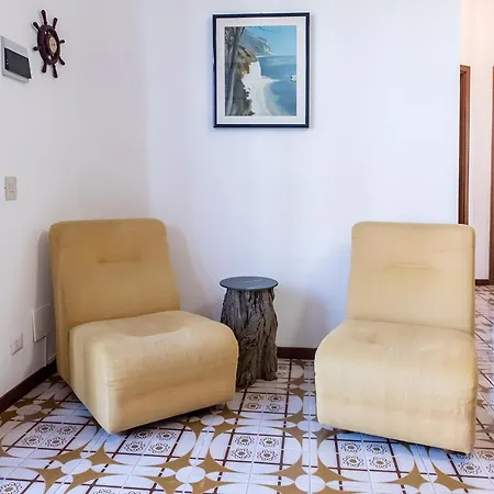M343 - Marcelli, Trilocale Con Ampio Giardino A 50mt Dal Mare Marcelli