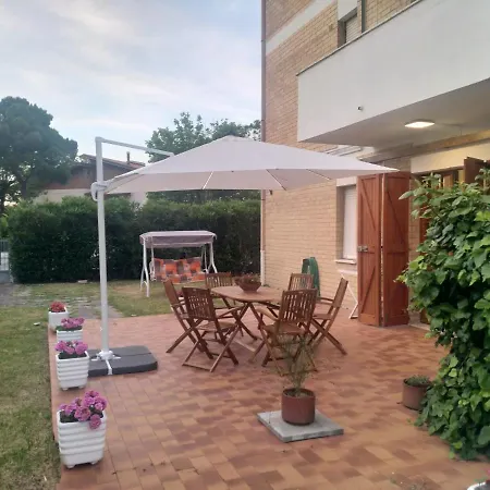 M343 - Marcelli, Trilocale Con Ampio Giardino A 50mt Dal Mare